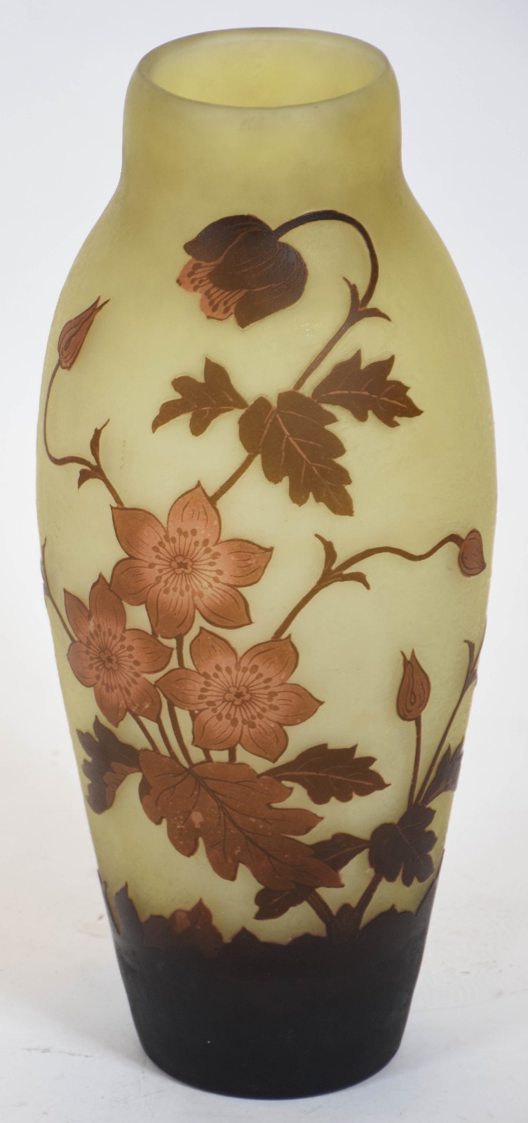 Vaso frances de pasta de vidro amarelo com flores em cameo marrom... - foto 1 de 4