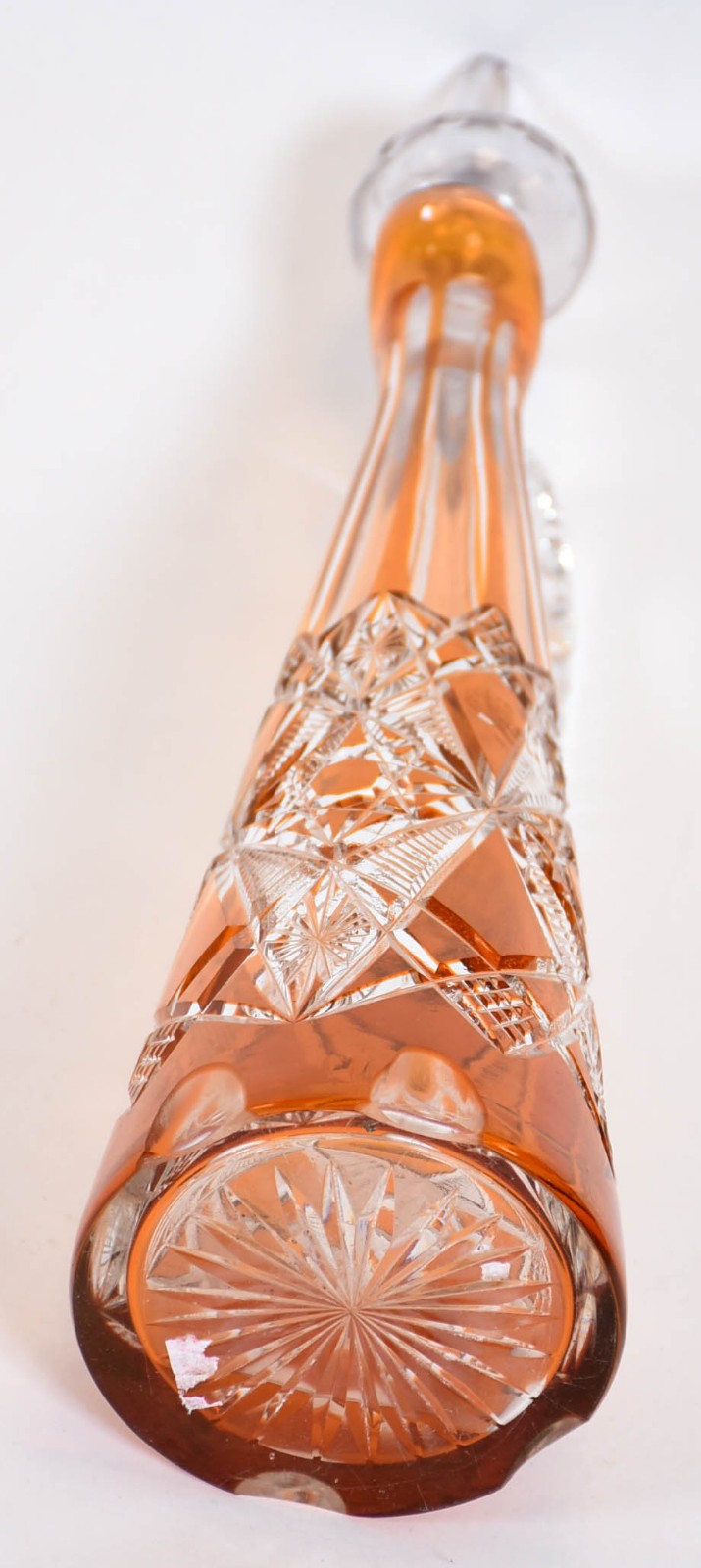 Garrafa com alça de cristal doublé amarela ricamente lapidada. - foto 4 de 4