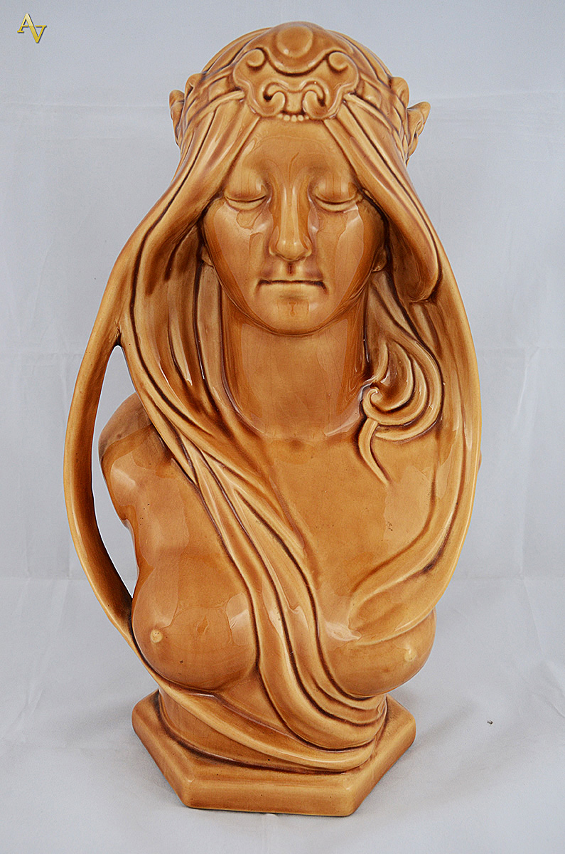 Busto de cerâmica vitrificada estilo Art Nouveau (pequeno lascado na... - foto 1 de 2