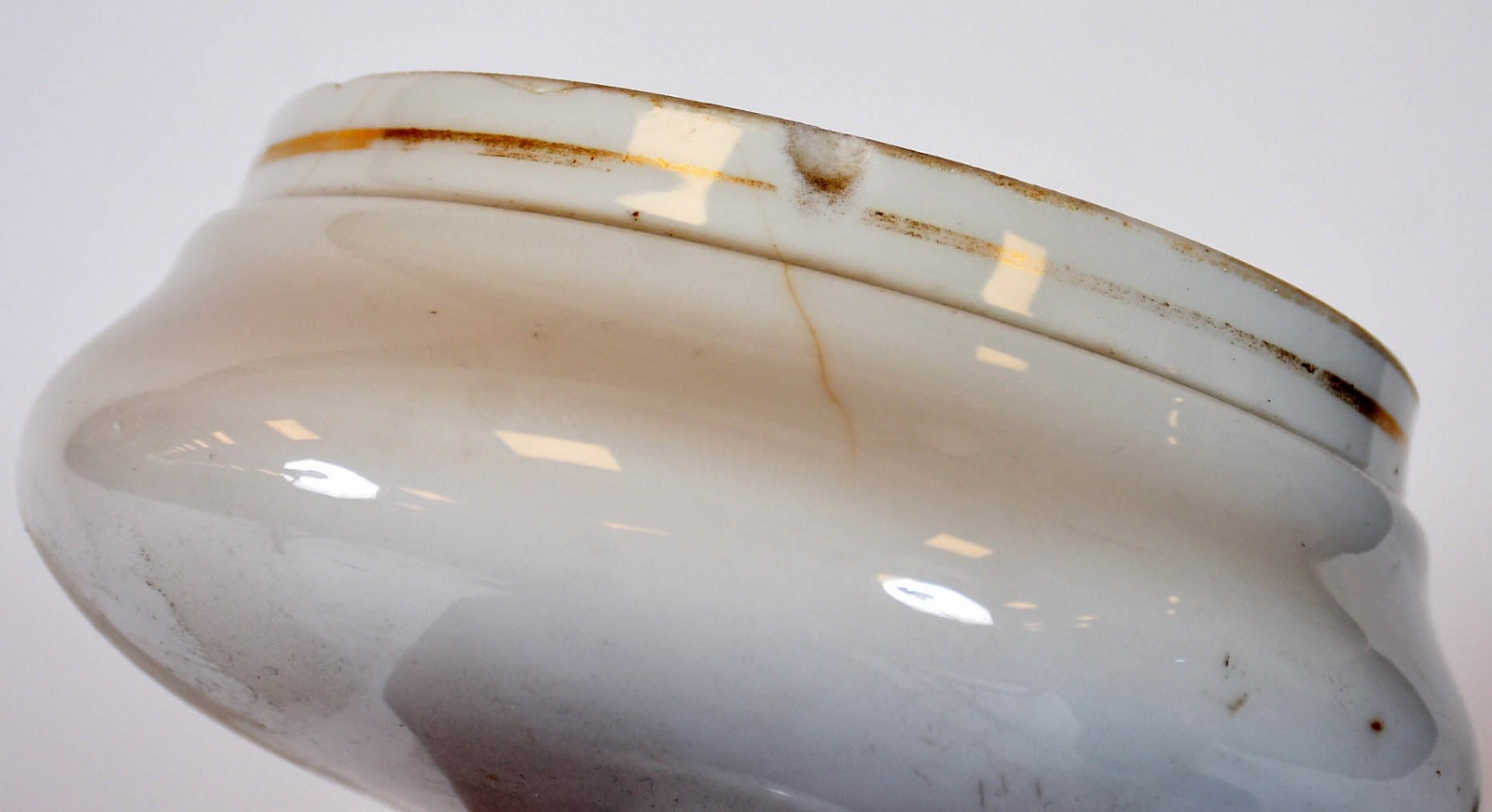 Pote de farmácia de porcelana francesa com inscrições "Ung arcoei"... - foto 2 de 4