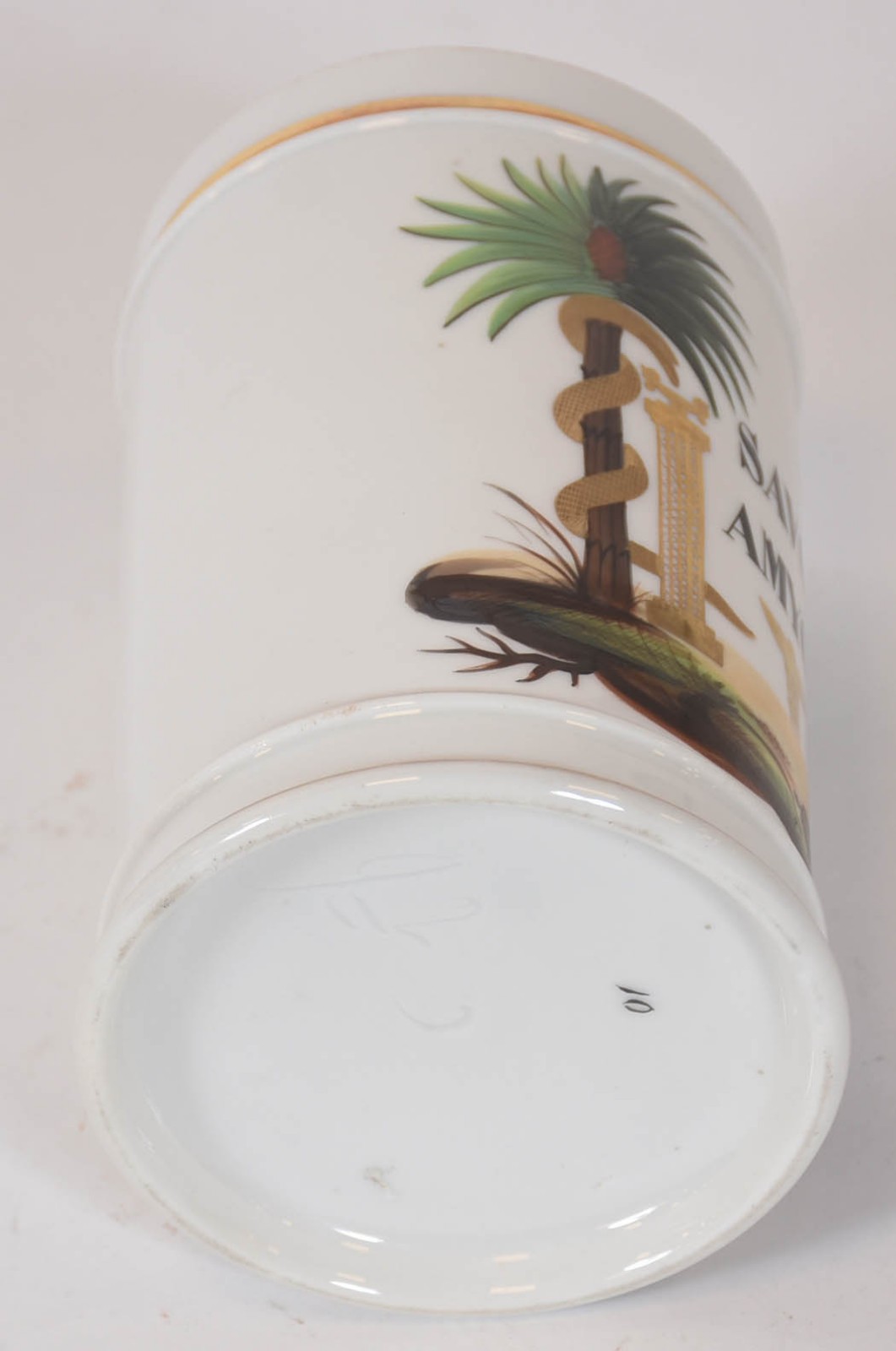 Pote de farmácia de porcelana francesa com inscrições "Savon amygd"... - foto 3 de 3