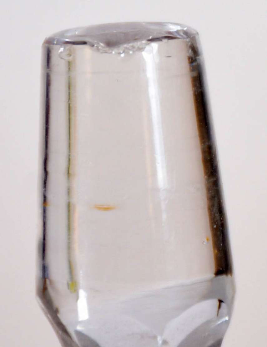 Garrafa de cristal frances na cor verde limão ricamente lapidada., Baccarat, foto 4 de 4