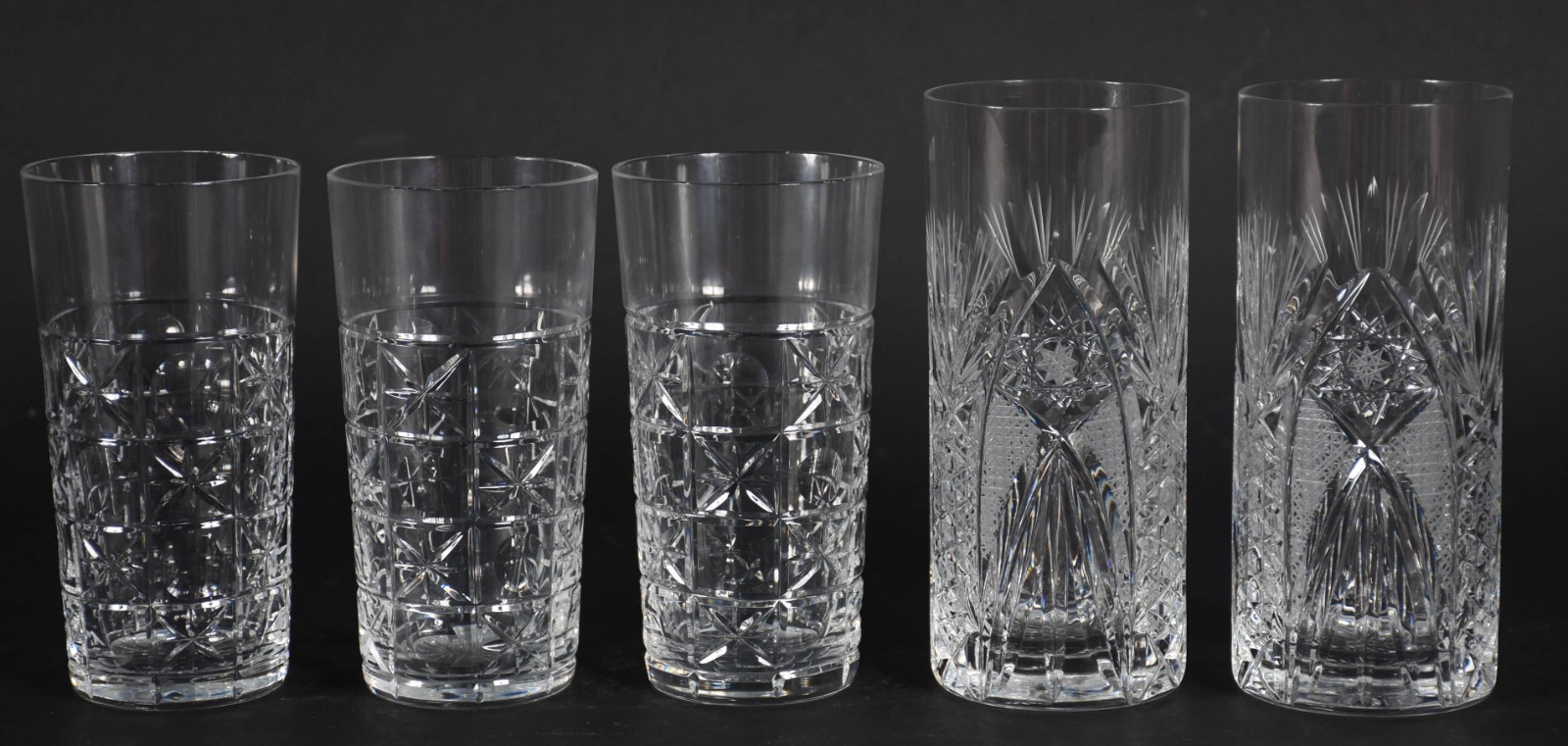 Quinze copos longos de cristal lapidado para whisky, sendo 4 de... - foto 1 de 3