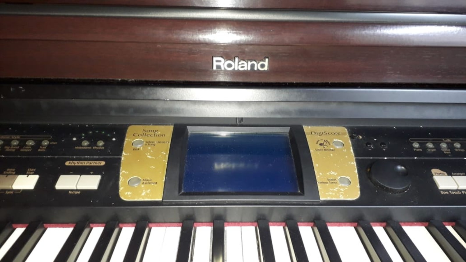 Piano elétrico da marca Roland Km 7/5. Retirada em apartamento na... - foto 4 de 5