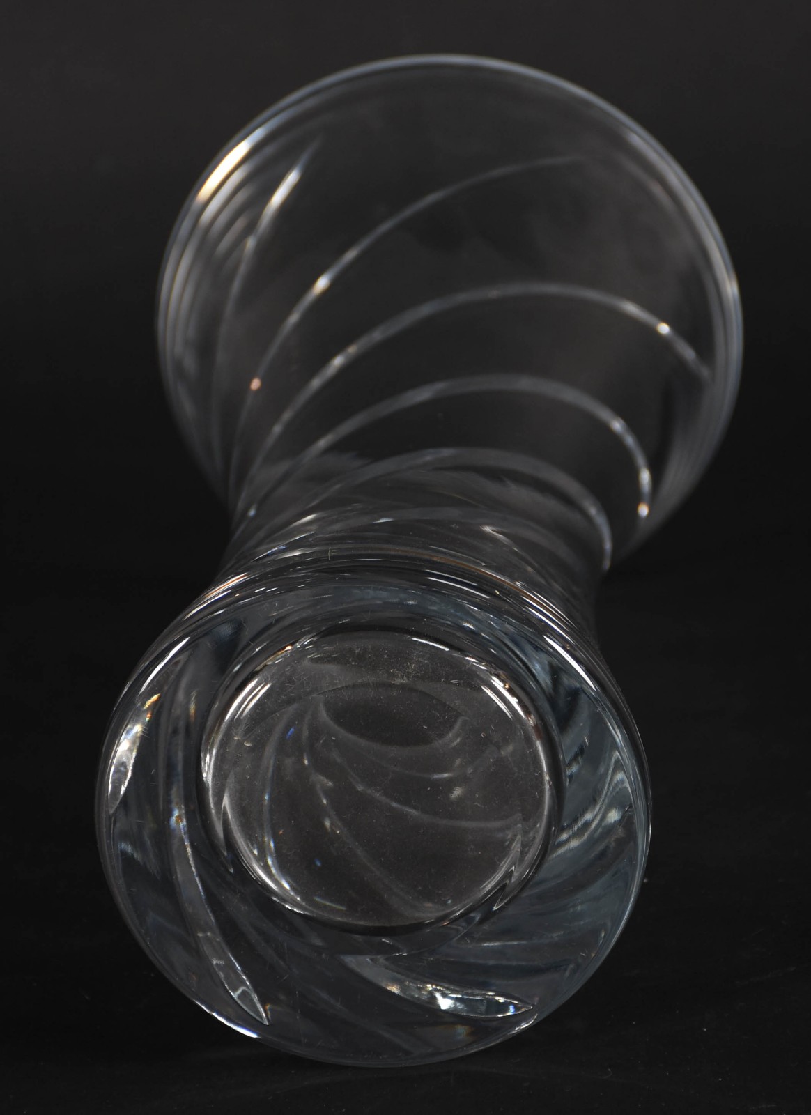 Vaso de cristal com frisos lapidados - foto 3 de 3