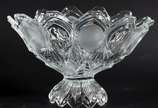 Cinco peças diversas de cristal, sendo 2 frutei... - Cinco peças diversas de cristal, sendo 2 fruteiras com pé, 2 bowls e 1 travessa para rocambole.
