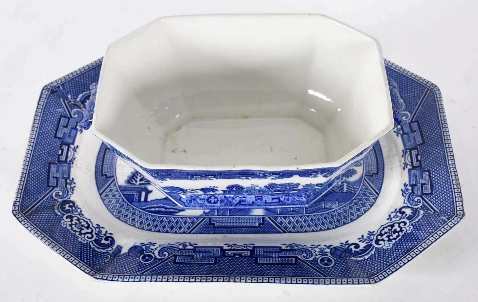 Sopeira com presentoir de faiança inglesa azul pombinho, feitio... - foto 3 de 5