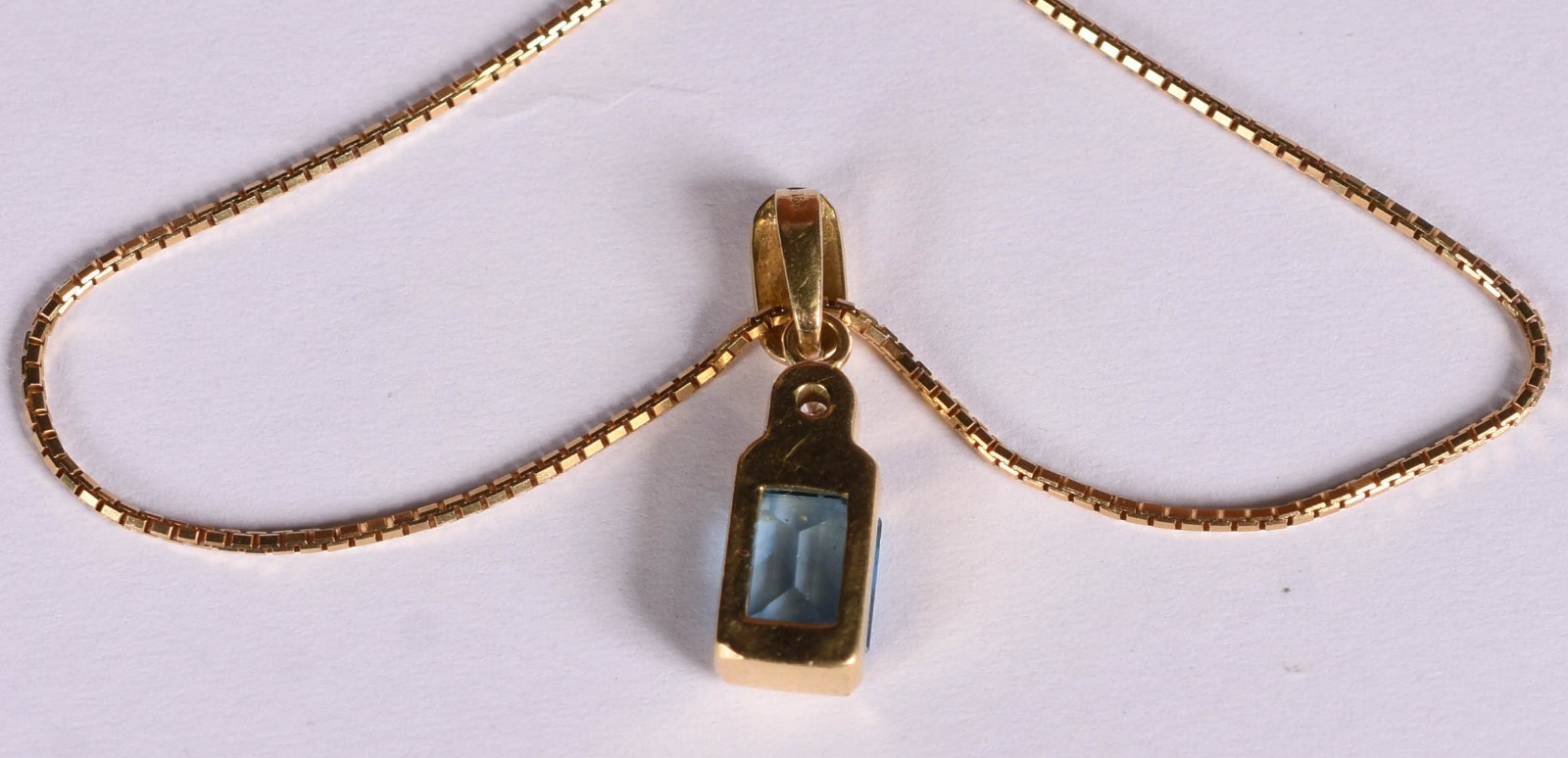 Gargantilha de ouro 18 k pingente com tpázio e brilhante (Por motivos... - foto 4 de 4