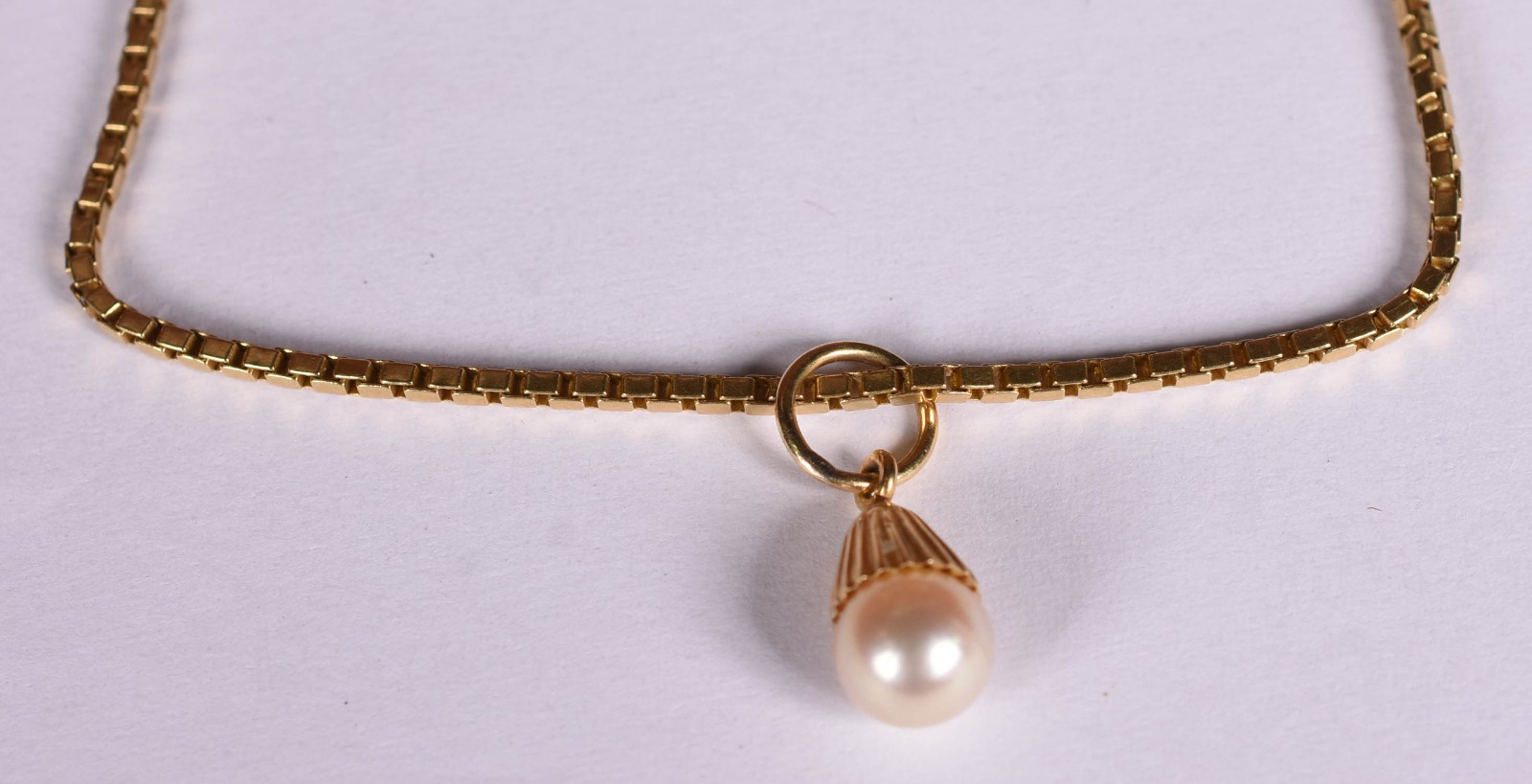 Pulseira de ouro 18 k e pingente de perolas (Por motivos de... - foto 4 de 4
