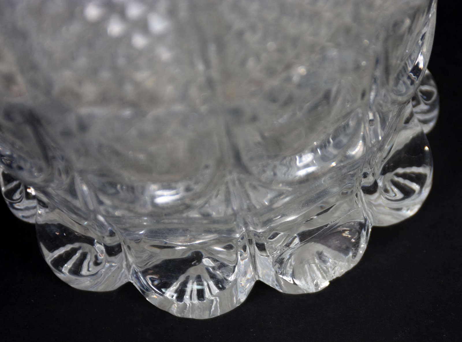 Garrafa de cristal BACCARAT (com mofo, tampa quebrada na parte... - foto 5 de 6