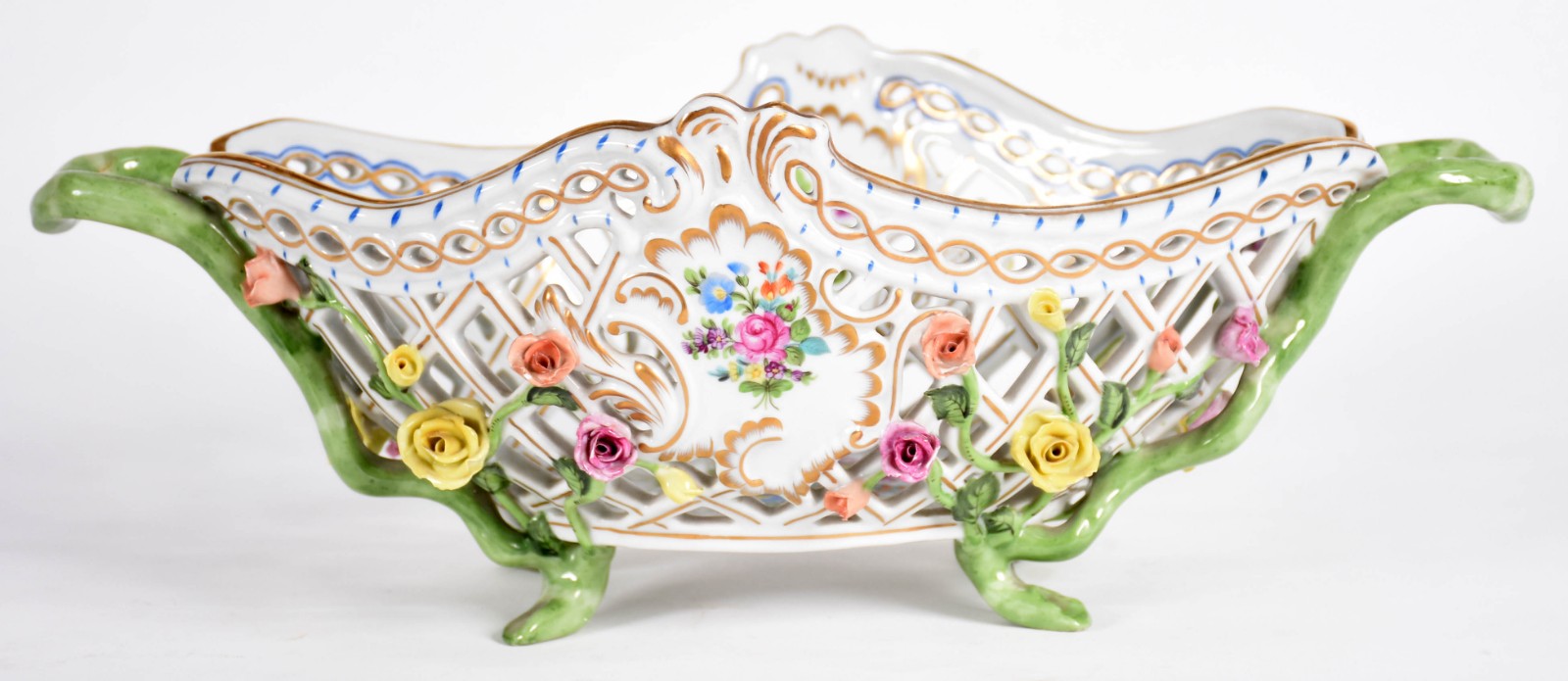 Centro de mesa de porcelana hungara HEREND, laterais com vazados e... - foto 1 de 5