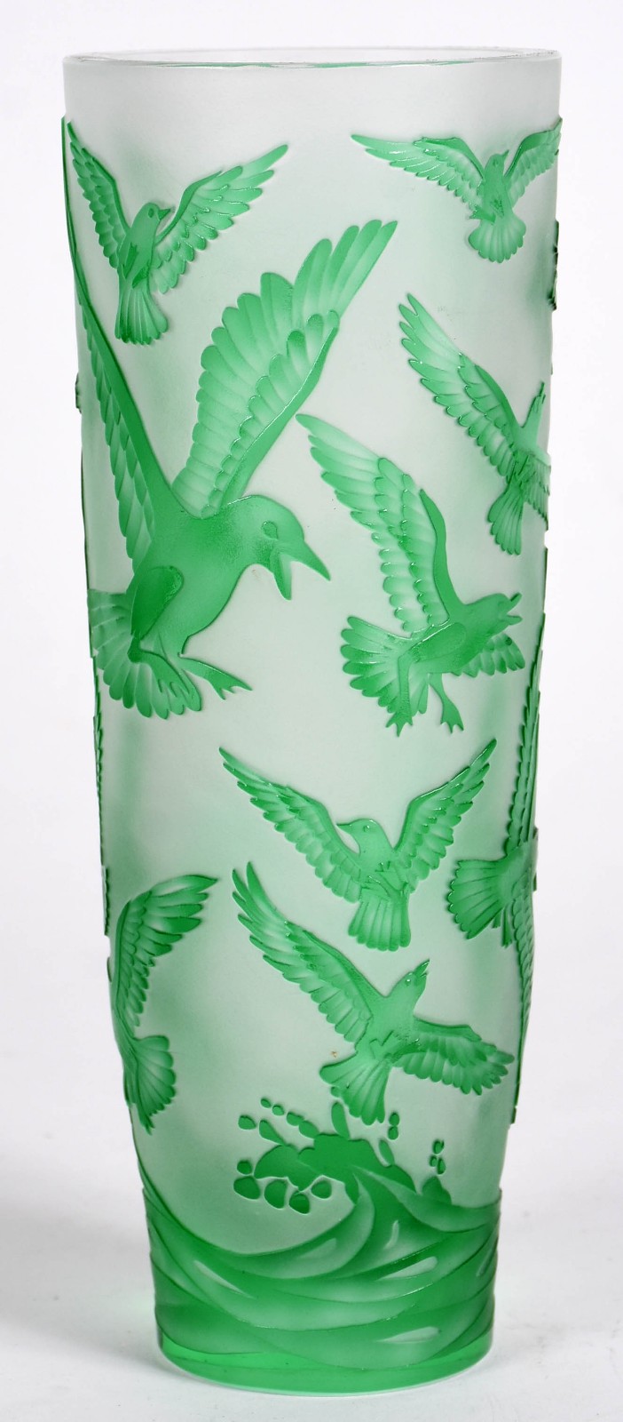 Vaso pasta de vidro decorado com pássaros na cor verde, assinado. - foto 1 de 4