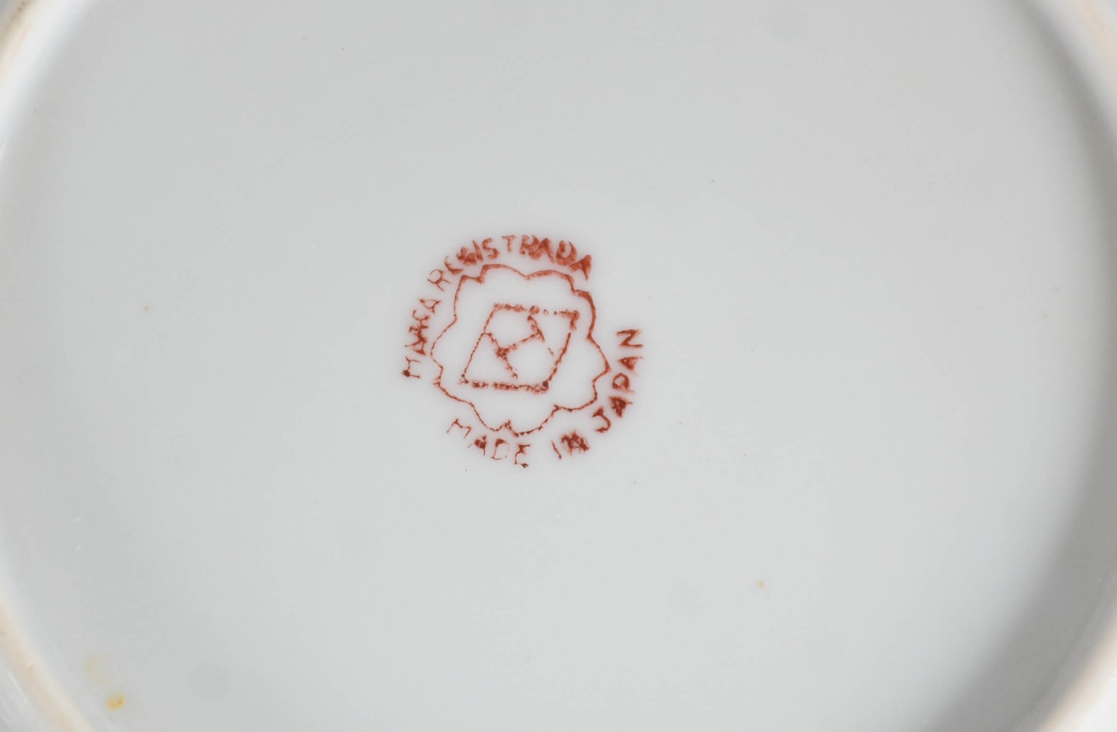 Diversas peças de porcelana oriental, sendo 6 pratinhos na cor rosa... - foto 4 de 6