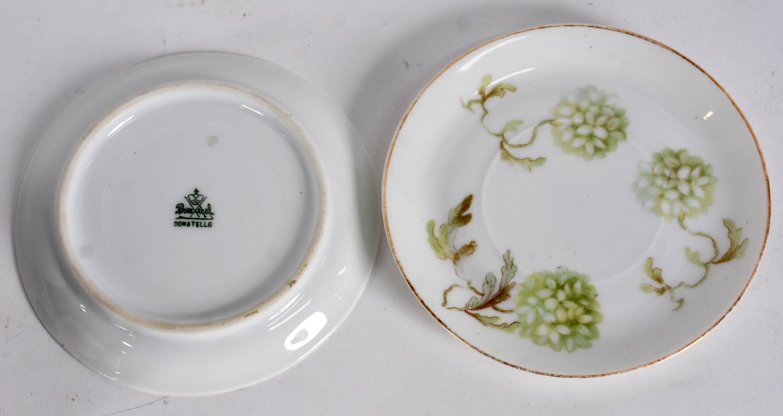 Quatro xícaras de café com pires de porcelana Rosenthal. - foto 3 de 4