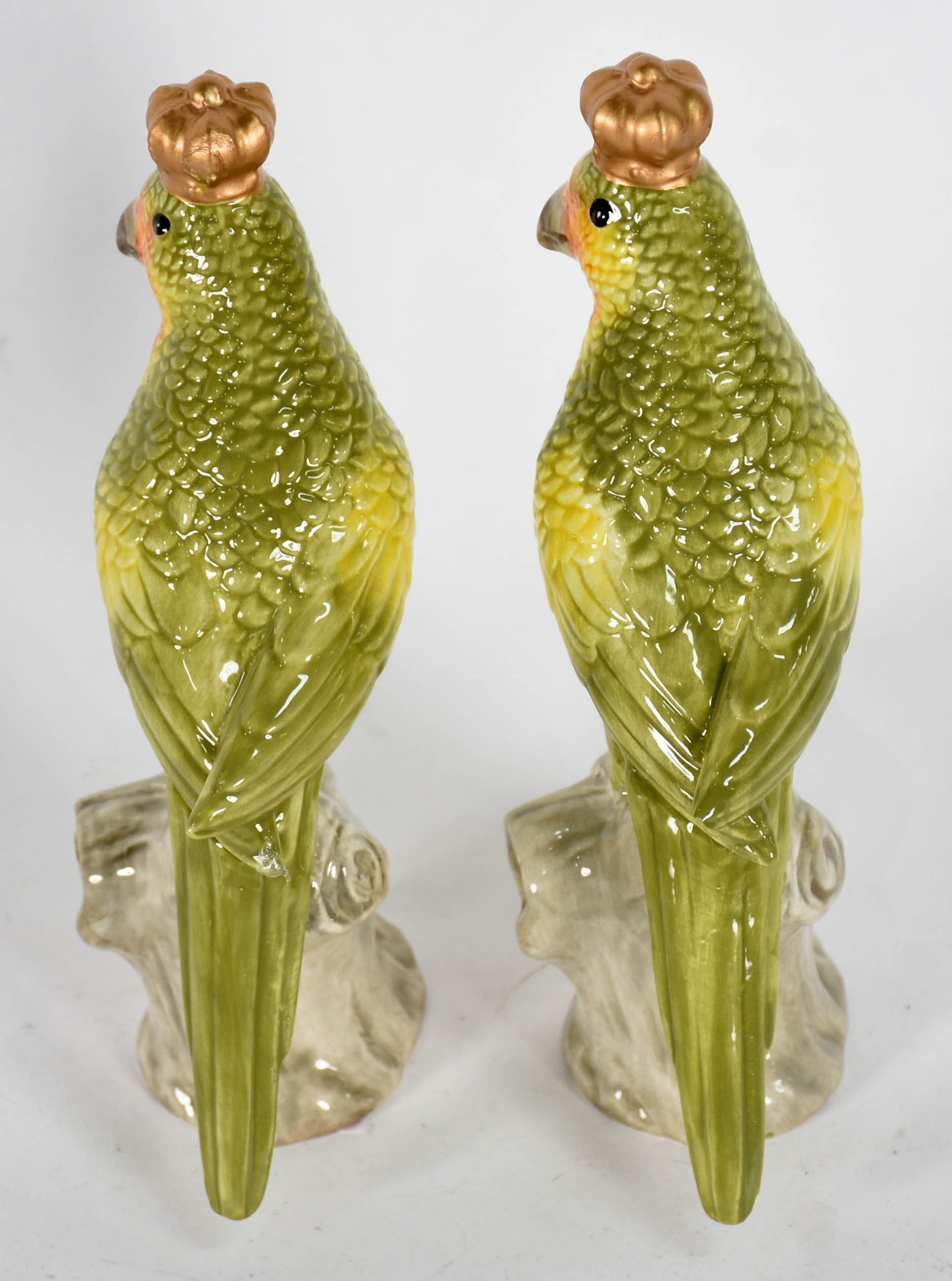 Par de estatuetas de porcelana representando pássaros com coroa (1... - foto 3 de 5