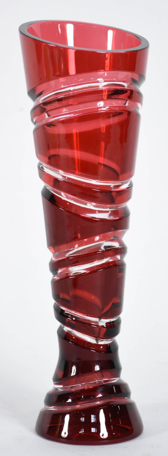 Vaso solifleur de cristal lapidado doublé rubi . - foto 1 de 4