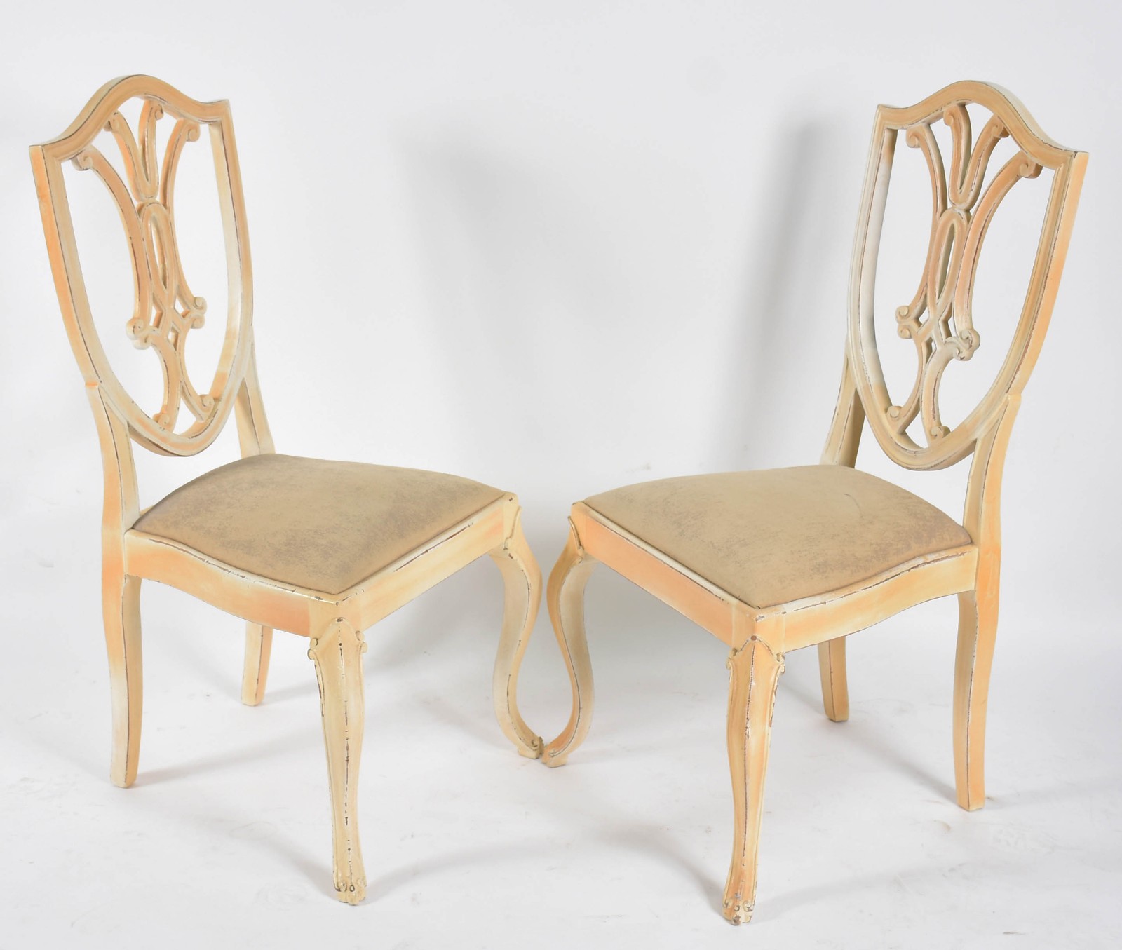 Conjunto com 10 cadeiras para sala de jantar de madeira patinada com... - foto 2 de 3