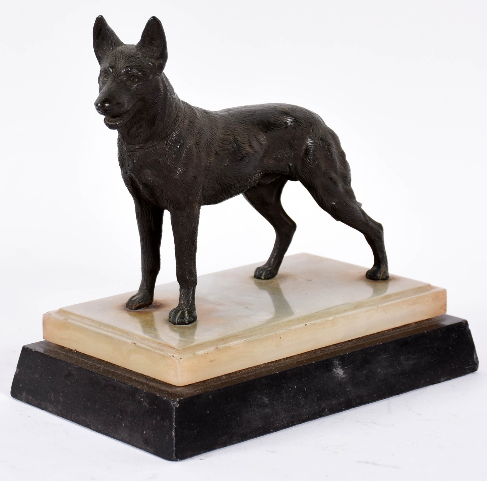 Escultura representando lobo de bronze com base de onix e mármore... - foto 1 de 4