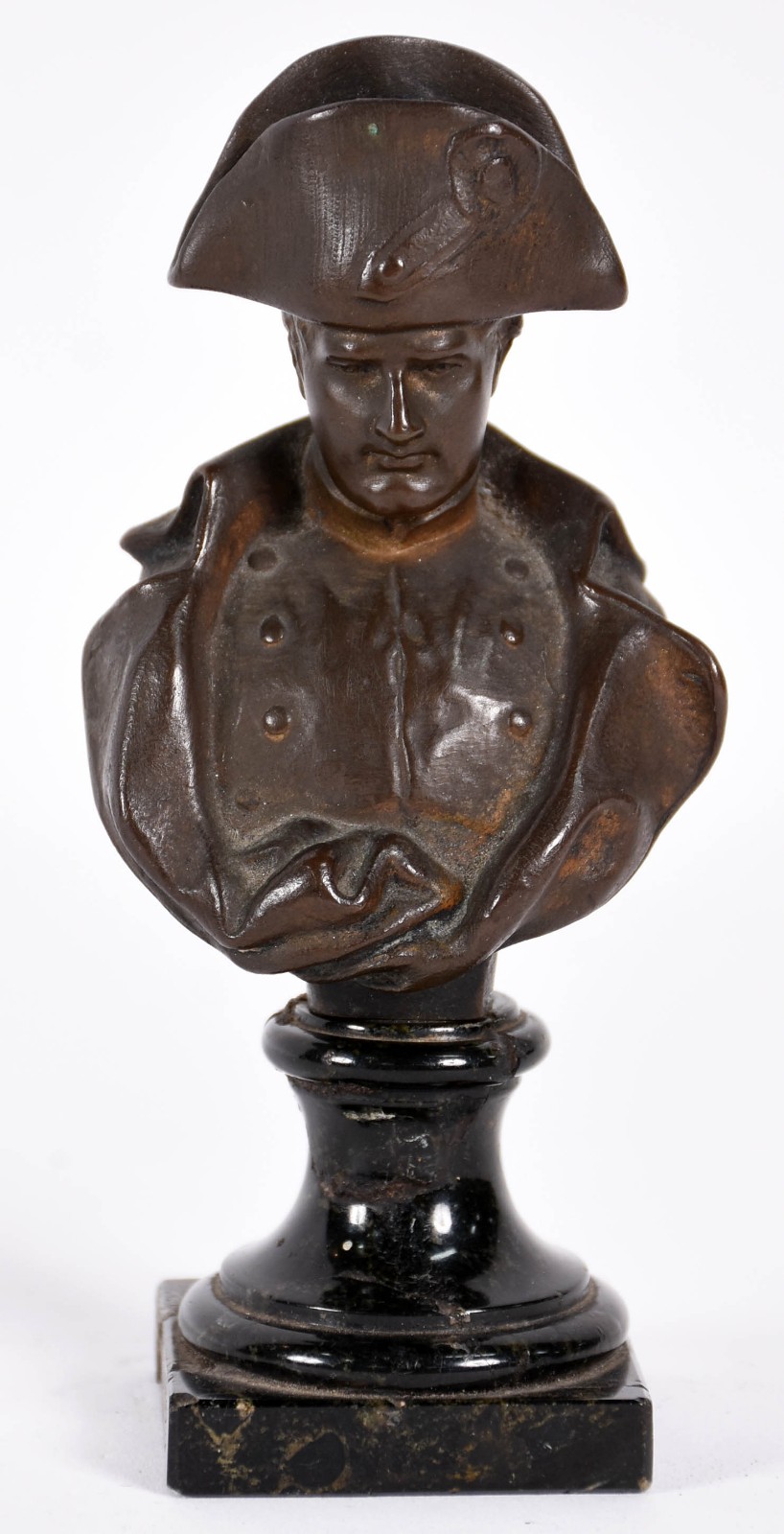 Estatueta de bronze representando Napoleão, base de mármore (quebrada... - foto 1 de 6