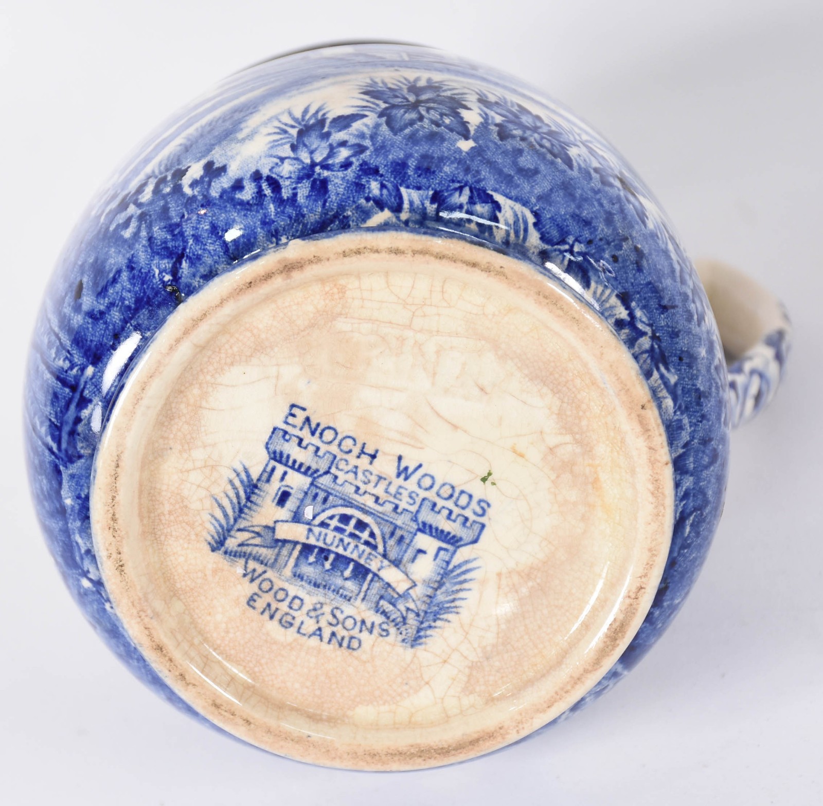 Diversas peças de porcelana, sendo vaso Velho Paris(com pequeno... - foto 4 de 10