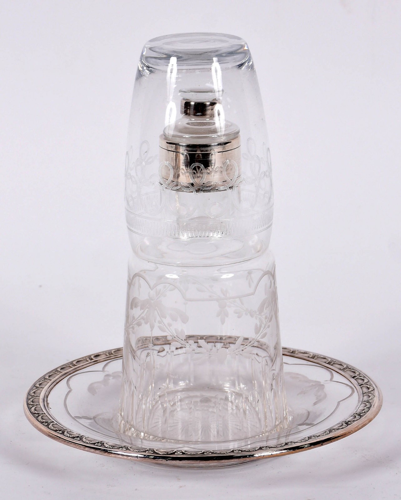 Verre d'eau com presentoir de cristal frances com detalhes em prata... - foto 1 de 8