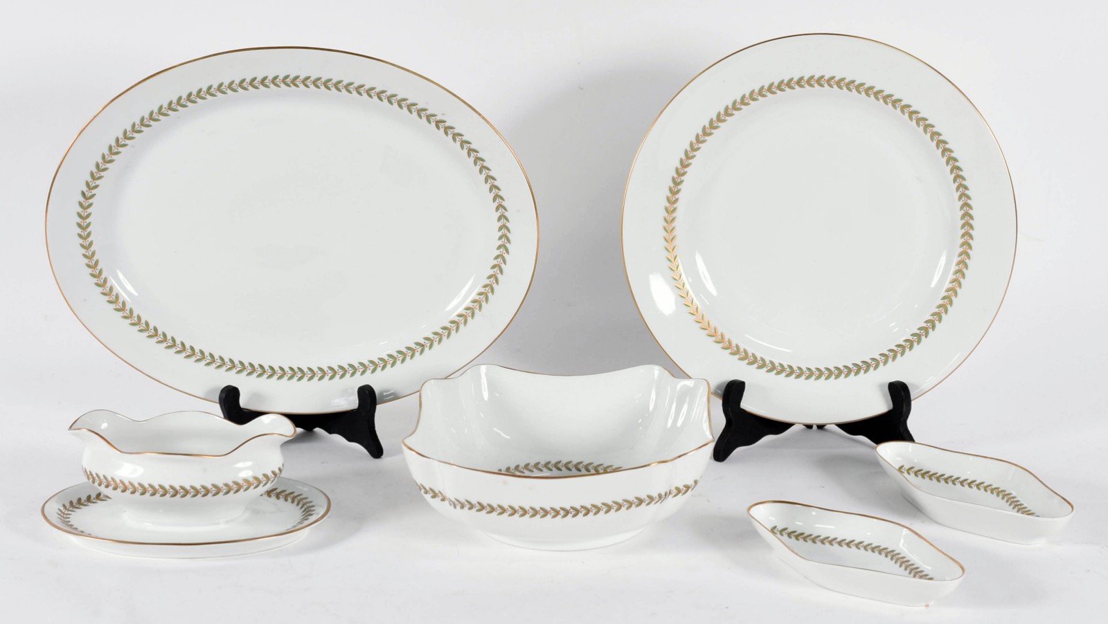 Aparelho de jantar de porcelana portuguesa Vista Alegre composto de... - foto 2 de 4