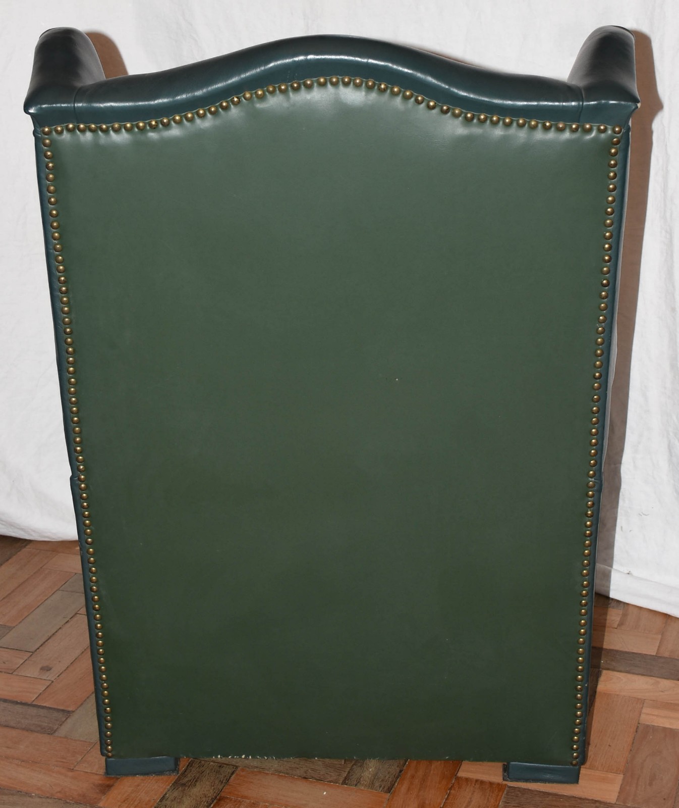 Bergere de curvim verde com tacheados. (Retirada em apartamento no... - foto 4 de 4