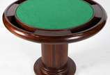 Mesa de jogo de madeira nobre, tampo redondo te... - Mesa de jogo de madeira nobre, tampo redondo tendo de um lado tabuleiro de xadrez/damas e do outro feltro verde para carteado. Gavetinhas latera...