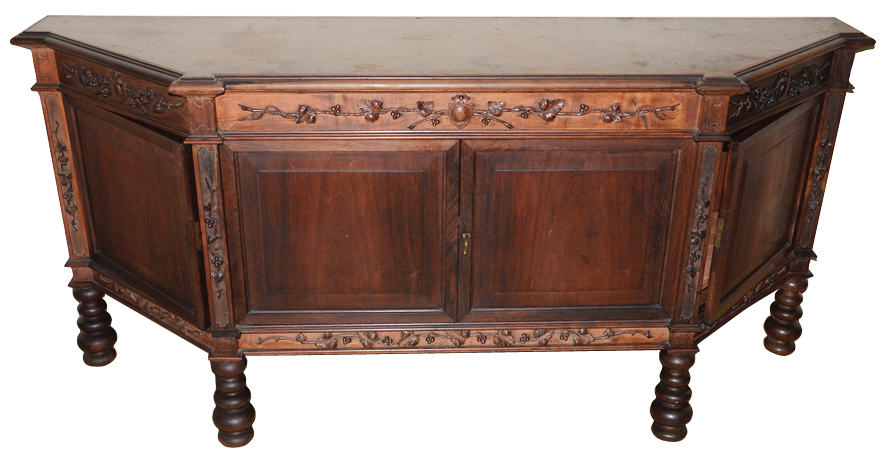Buffet de jacarandá, medidas 1,93 x 0,50 m e 0,90 m de altura