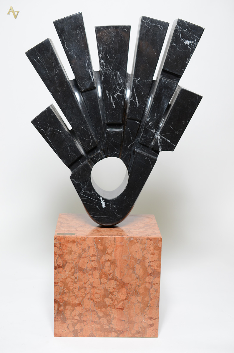 BRUNO GIORGI (1905 / 1993) - Arrebol - Escultura de mármore. Medidas... - foto 1 de 3