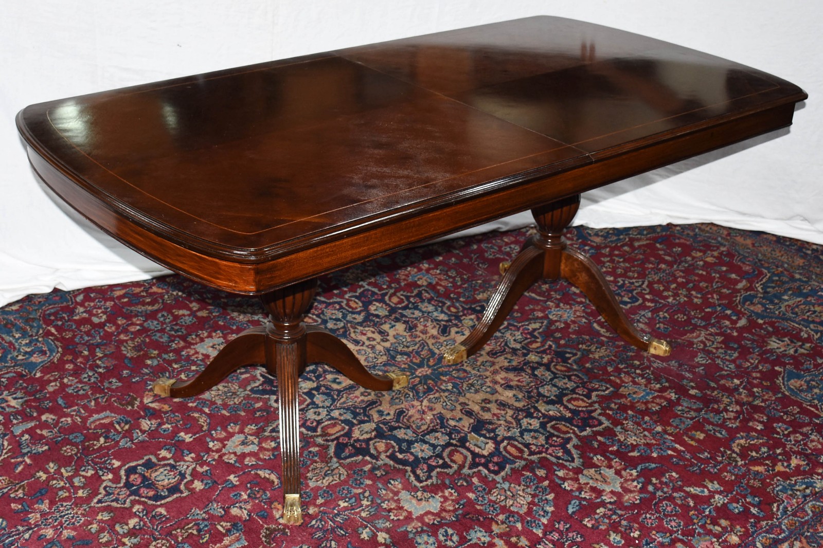 Mesa de jantar estilo inglês de madeira nobre filetada, medida... - foto 3 de 5