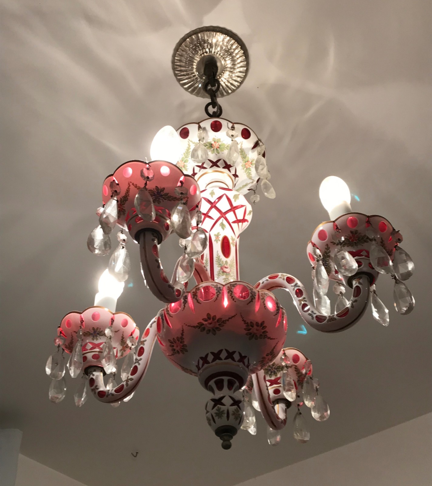 Lustre de overlay na cor vermelha para 4 luzes. - foto 3 de 3