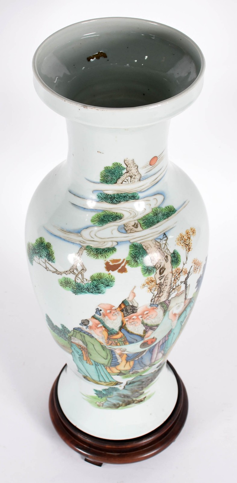 Vaso de porcelana oriental decorada com figuras de sábios em... - foto 2 de 4
