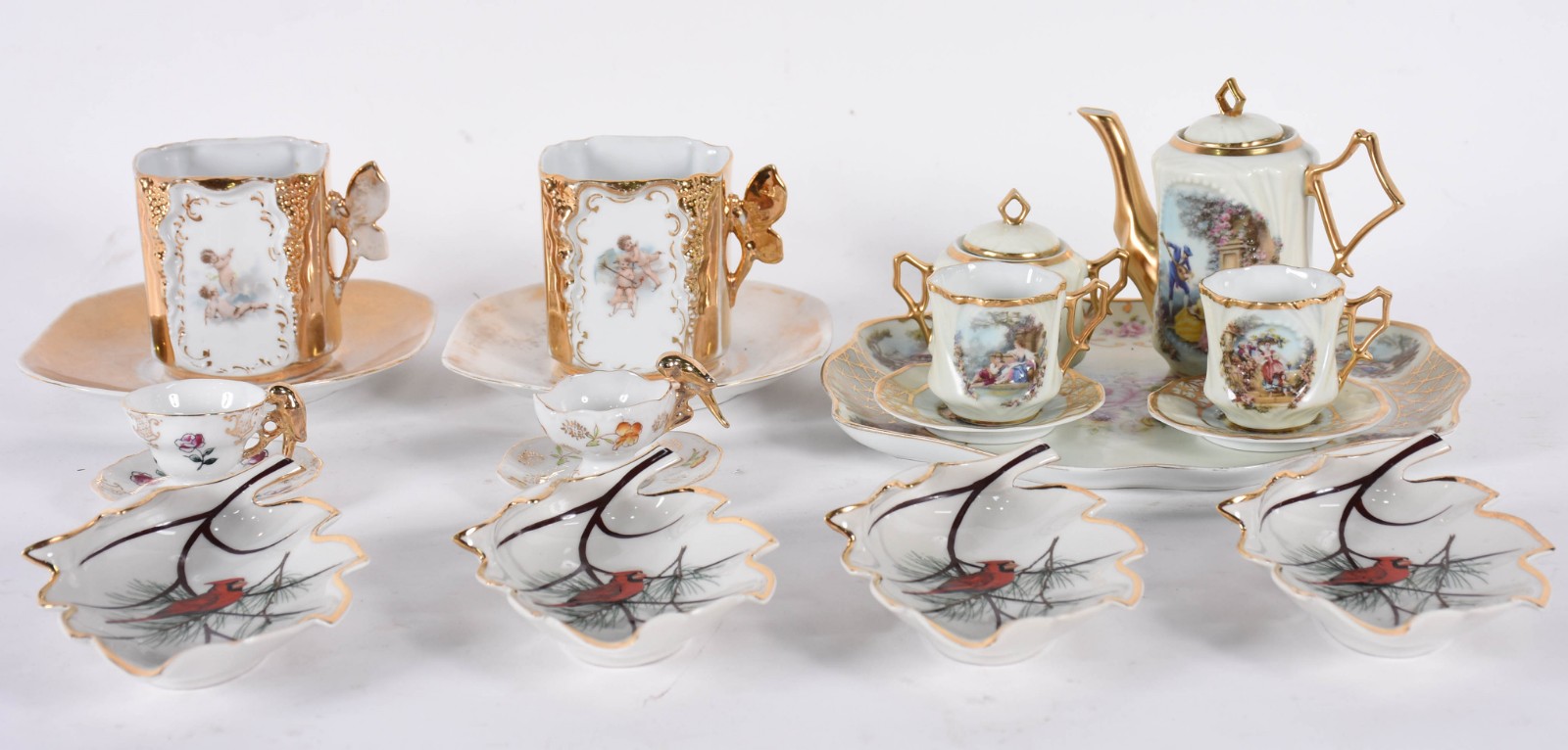 Diversas peças de porcelana TETE A TETE para café com 5 peças sendo 2... - foto 1 de 8
