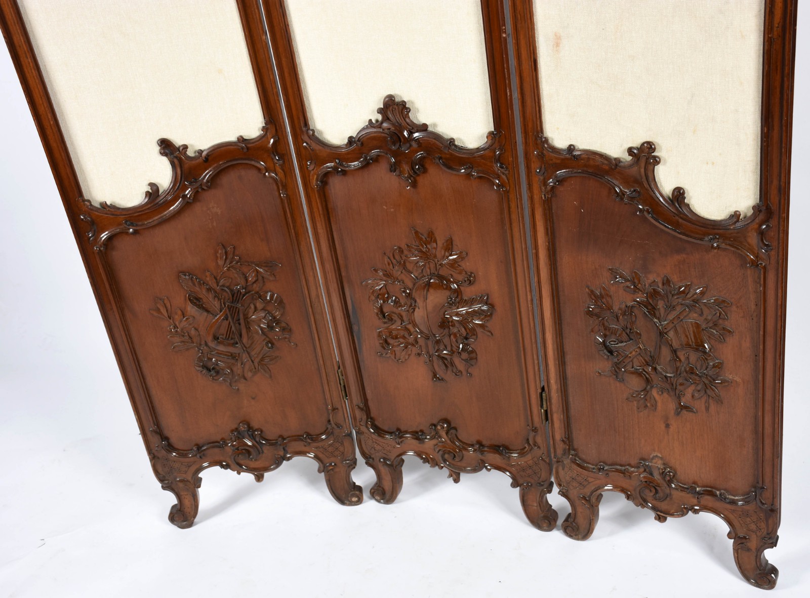 Biombo com 3 folhas de madeira nobre, estilo Art Noveau com detalhes... - foto 4 de 5