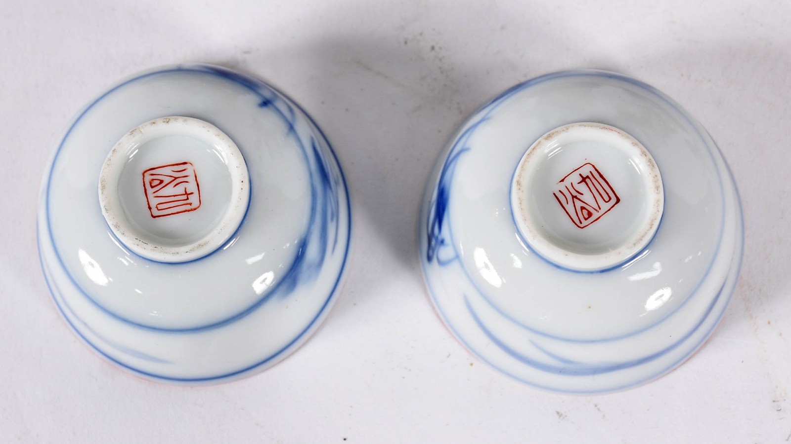 Diversas peças de porcelana oriental sendo, 3 estatuetas... - foto 4 de 8