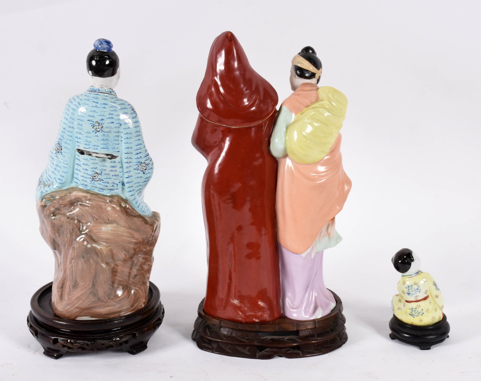 Diversas peças de porcelana oriental sendo, 3 estatuetas... - foto 8 de 8