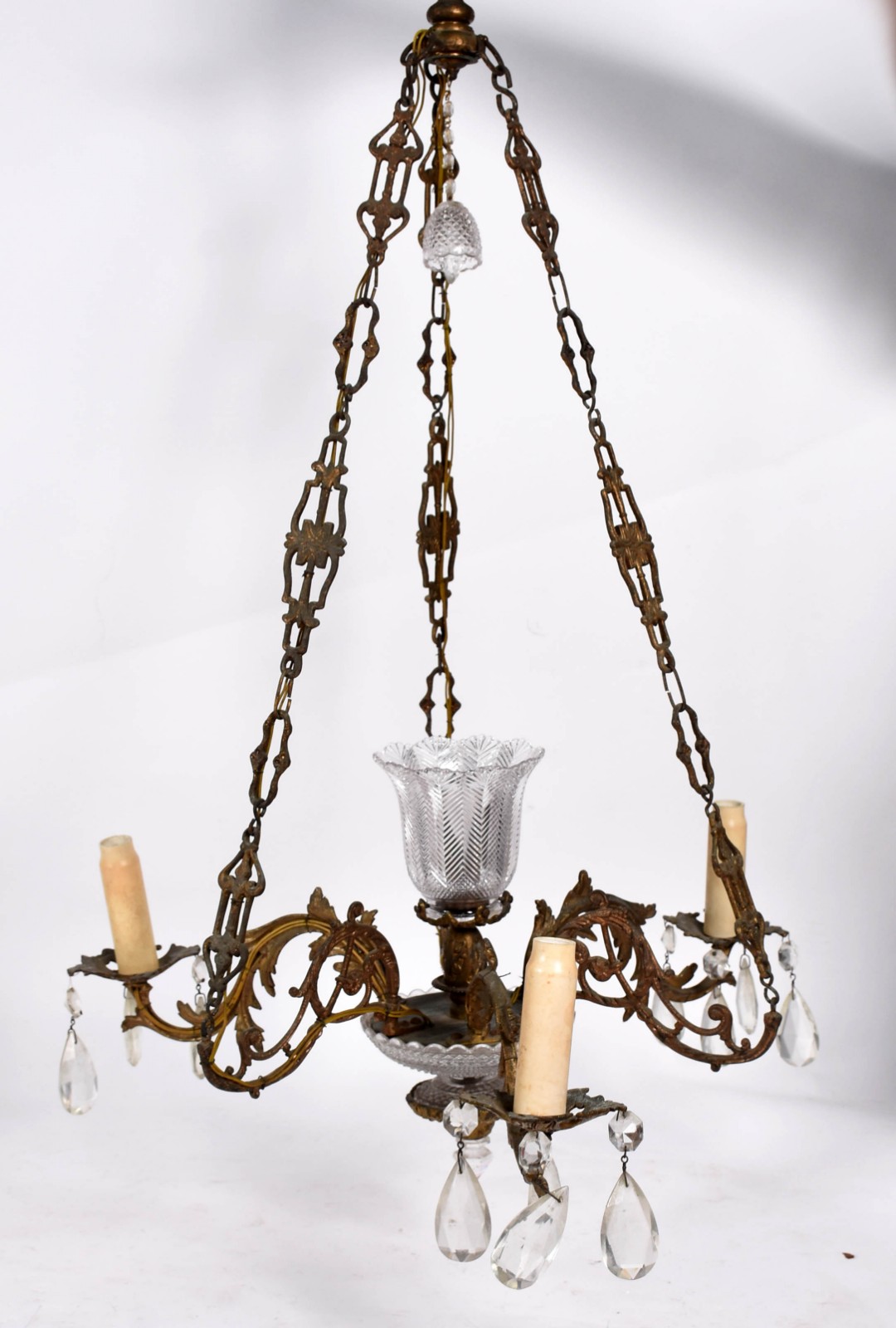 Lustre para 3 luzes de metal com pingentes de cristal. - foto 1 de 2