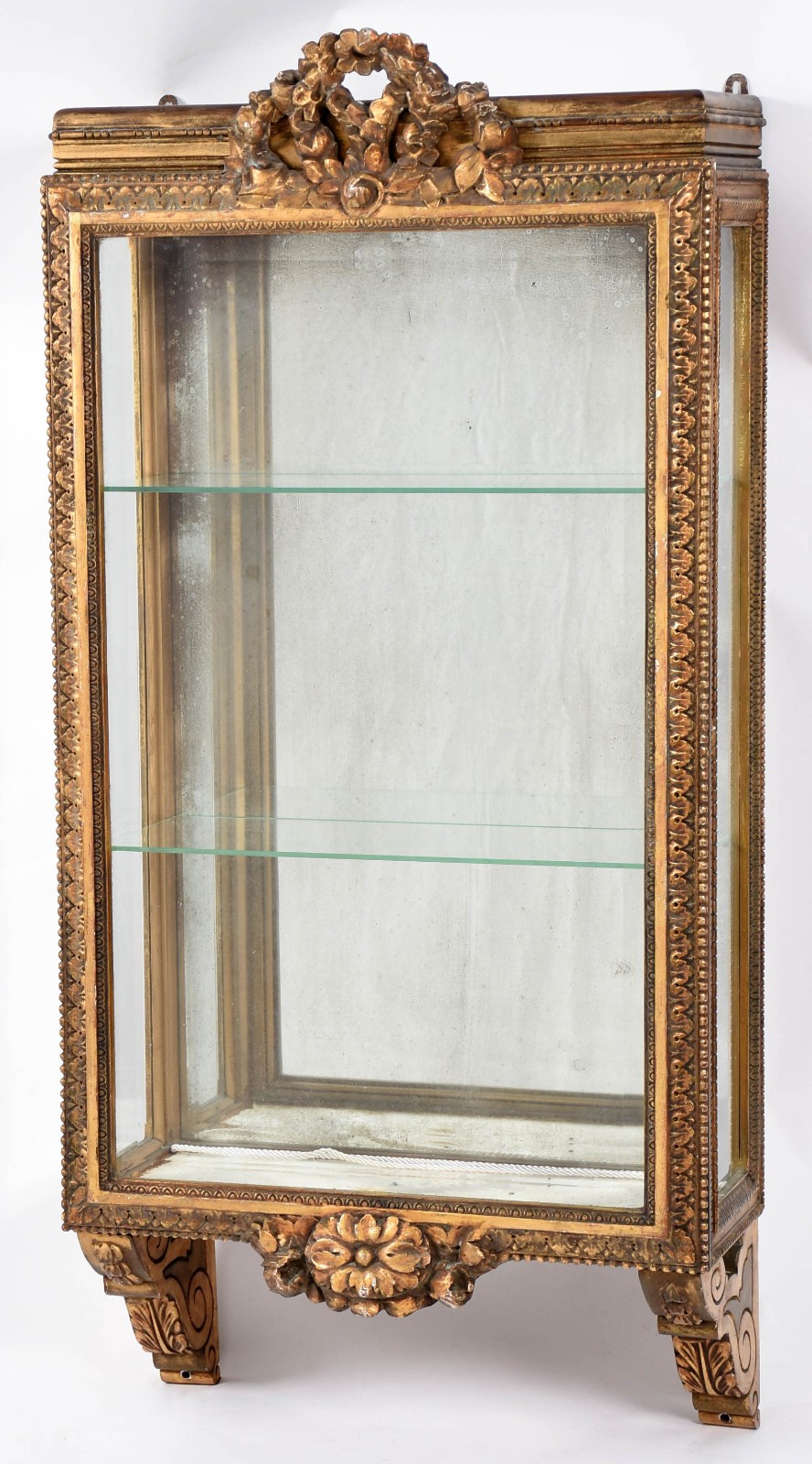 Vitrine de parede de madeira dourada com guirlandas entalhadas, porta... - foto 1 de 4