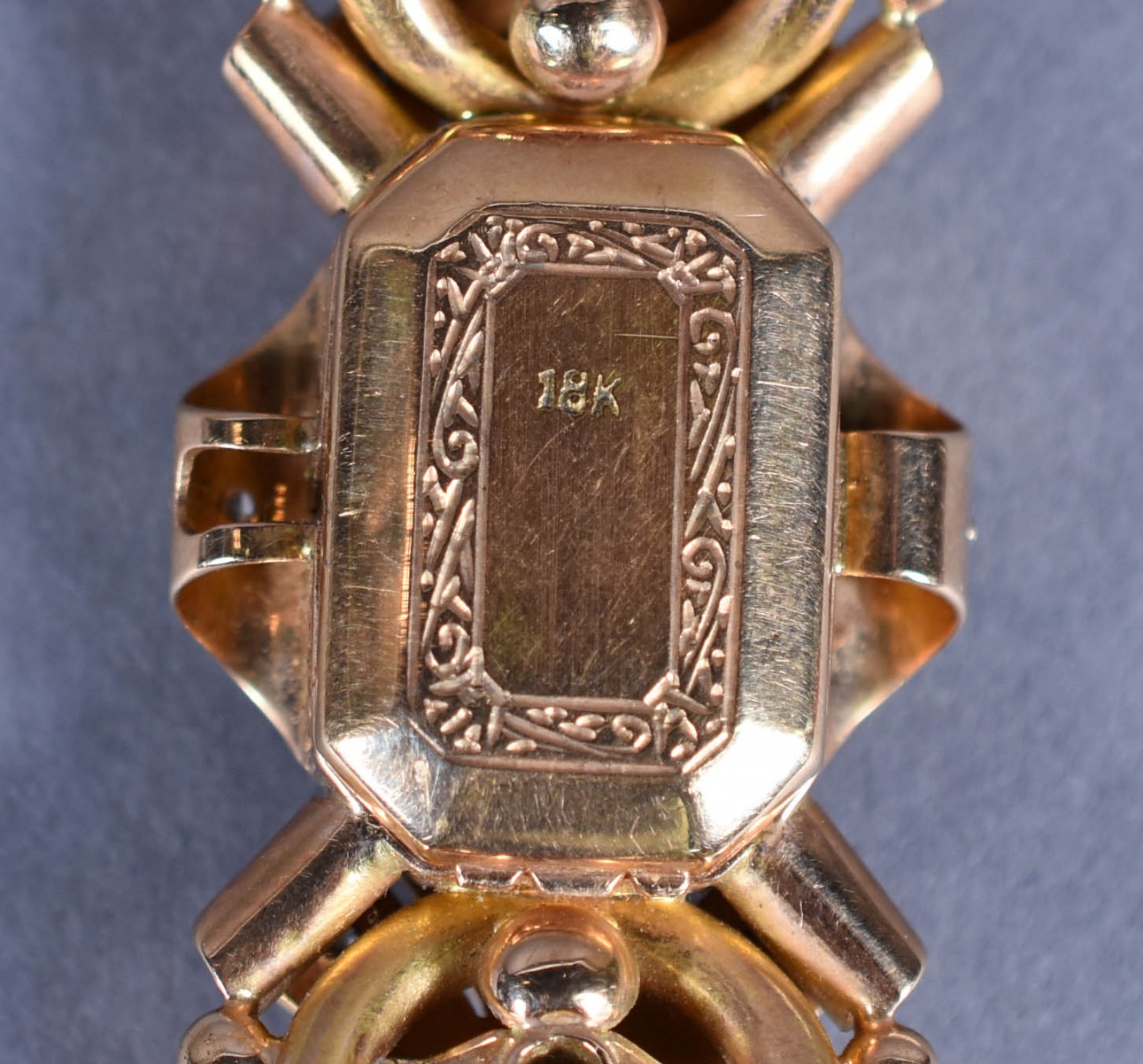 Relógio feminino de ouro com brilhantes e rubis (sem rosca). Peso... - foto 4 de 5