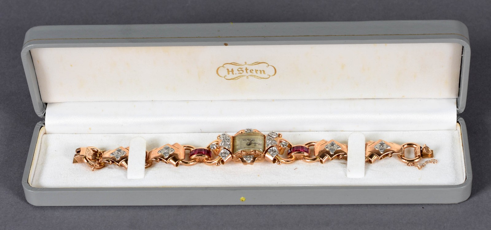Relógio feminino de ouro com brilhantes e rubis (sem rosca). Peso... - foto 5 de 5