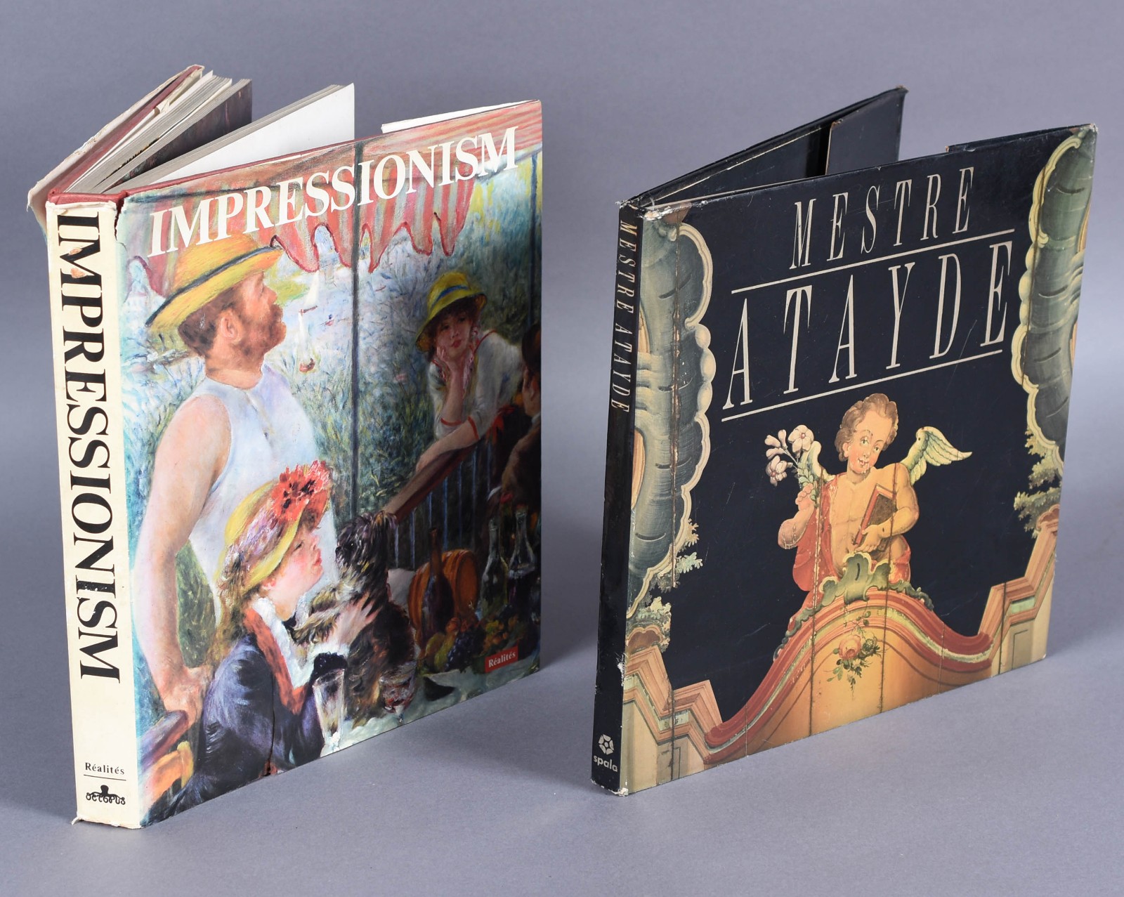 Dois Livros sendo, Mestre Ataide e Impressionism. - foto 1 de 8