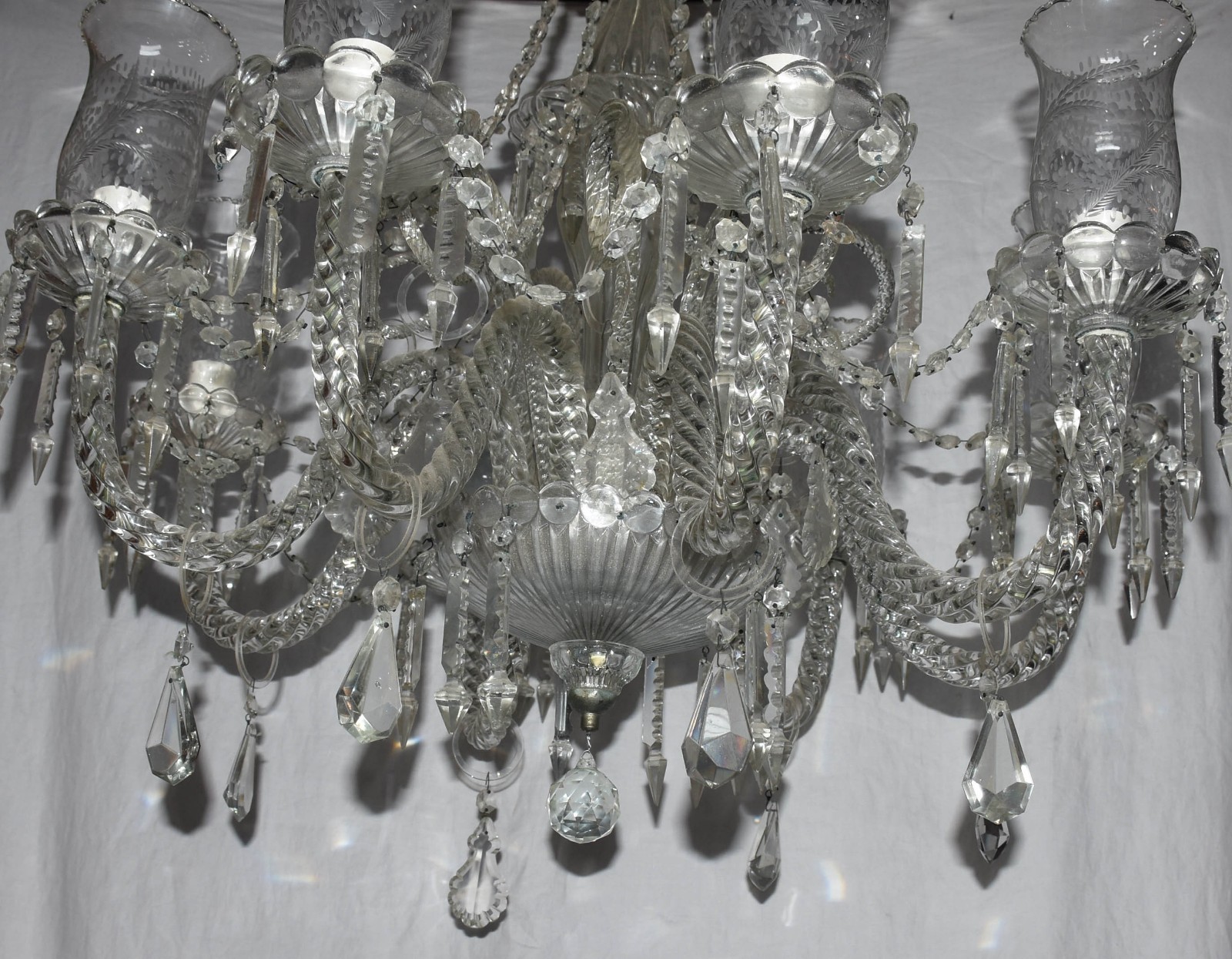Lustre para 8 luzes. - foto 2 de 2