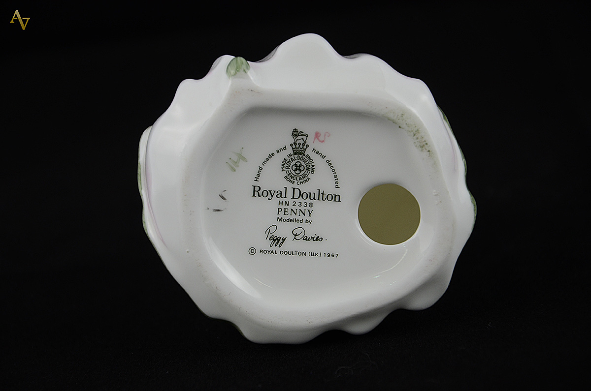 Duas estatuetas de porcelana inglesa Royal Doulton representando... - foto 4 de 4