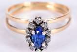 Anel de ouro 18 k e branco 750 com dez brilhant... - Anel de ouro 18 k e branco 750 com dez brilhantes e uma safira azul, aro 13 (Por motivos de seguranças as peças não encontram-se na loja).