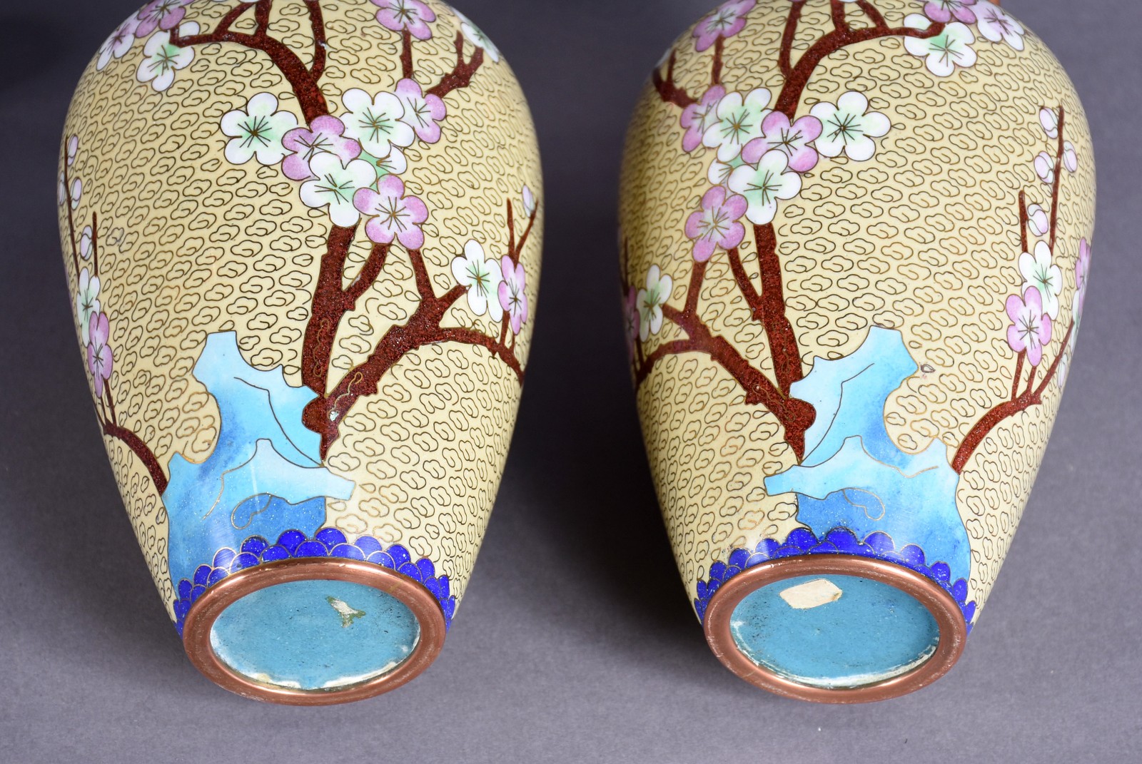 Diversas de porcelana oriental, sendo: 2 vasos cloisonné, elefante, 3... - foto 8 de 8