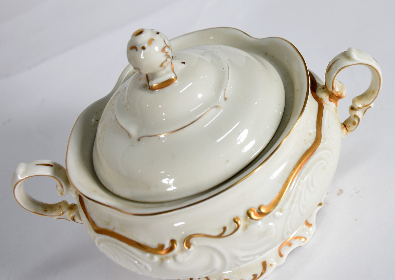 Aparelho de chá, café e jantar de porcelana KPM bege com frisos... - foto 7 de 9