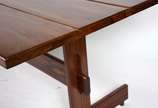Sérgio Rodrigues (1927-2014),  - Mesa de jantar de madeira maciça "Gonçalo Alves"(família do jacarandá) feita pelo designer e arquiteto Sérgio Rodrigues para a loja **Meia Pataca**, d