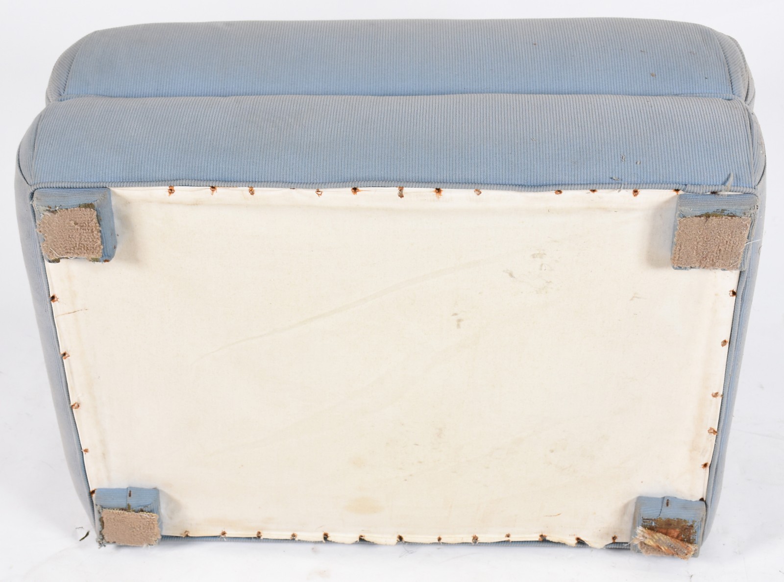 Duas peças, sendo: Mesa de centro com base de granito e madeira... - foto 10 de 10