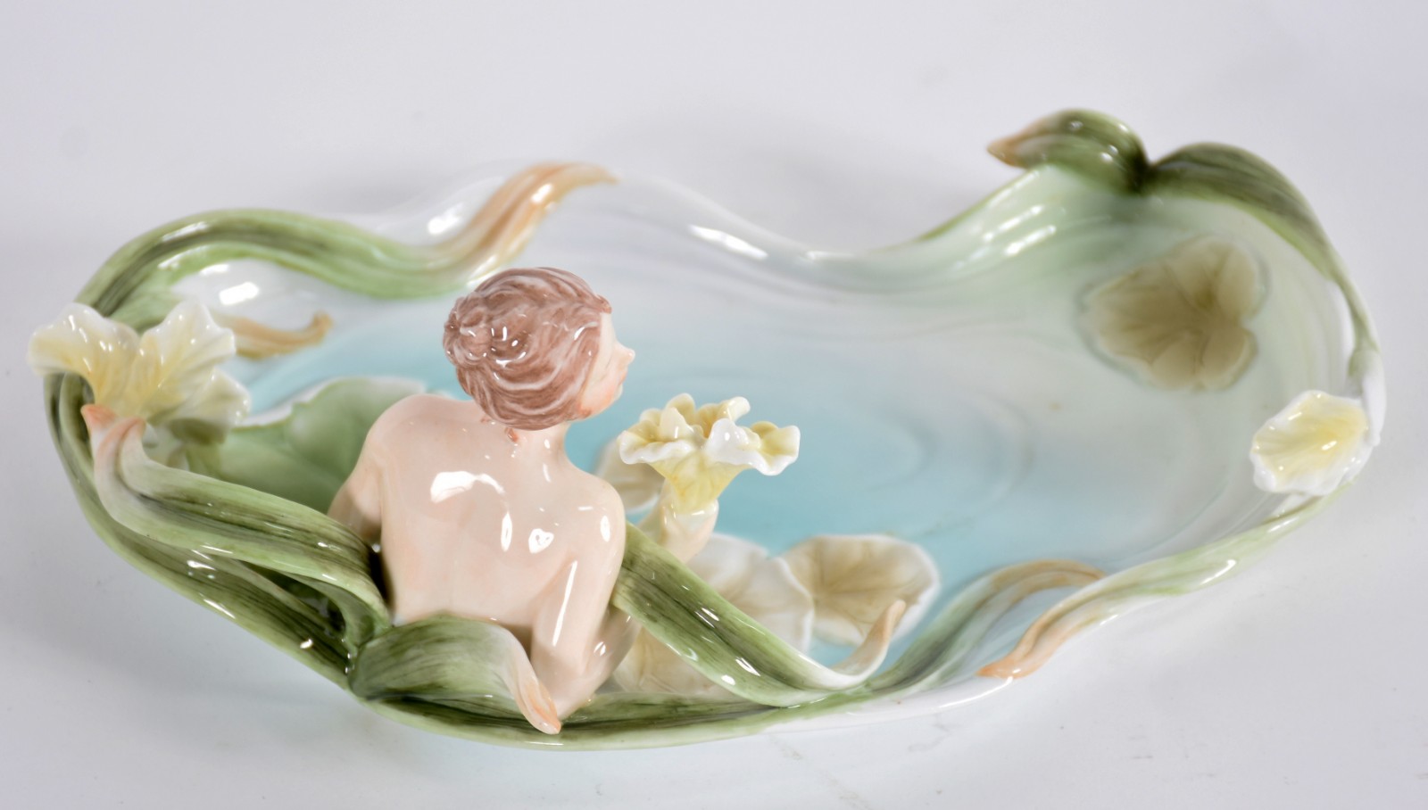 Porta cartão de porcelana policromada ao gosto Art Nouveau... - foto 3 de 5